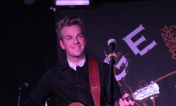 Greg Holden