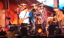 Neil Young, Dave Grohl, Ponch Sampedro, Dan Auerbach