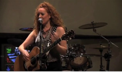 Kirsten Thien
