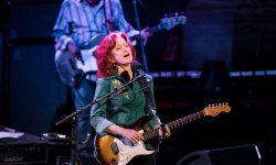 Bonnie Raitt
