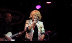 Darlene Love